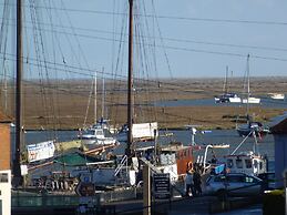 Anchorage Wells