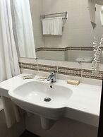 Sapphire Hotel