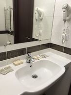 Sapphire Hotel