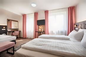 Home Hotel