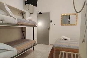 Kristalex Pet Friends Hotel