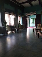 Sahara Hotel