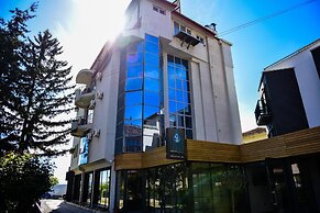 SU Hotel