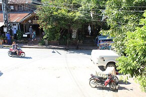 Y Not Laos Hostel