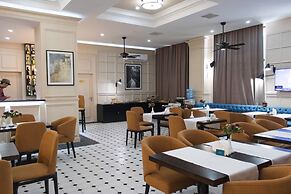 Madison Hotel