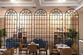 Madison Hotel