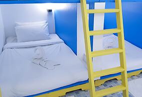 Hua Hin Night Market Hostel
