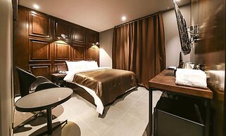 A-VANT HOTEL