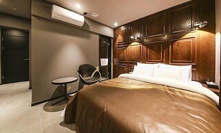 A-VANT HOTEL