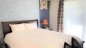 Rose Terrace Bise