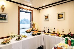 Gray Line Private Luxury Cruise