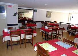 Kosar Hotel
