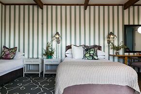 Sweetfontein Boutique Farm Lodge