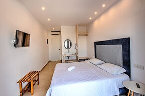 Anamar Santorini