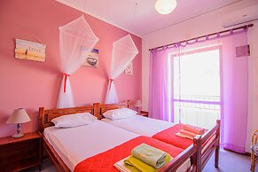 Savas Rooms