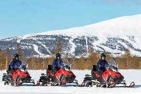 Arctic Resort Delight
