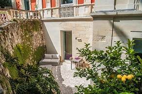 Dimora Storica Muratore Luxury rooms