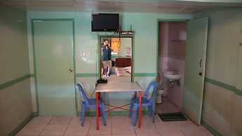 Nipa Hut Resort