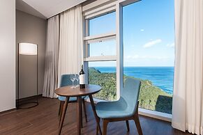 Hotel Tops 10