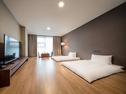 Hotel Tops 10