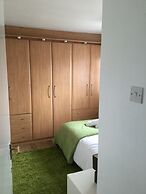 Nice 4 Bedroom near Basildon Town Center
