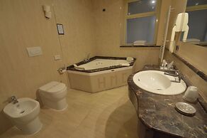 Hotel Montecarlo