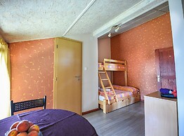 San Art Floating Hostel&Apartments