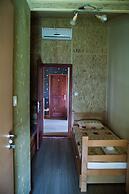 San Art Floating Hostel&Apartments