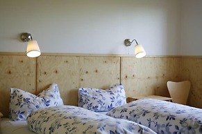 Brekkulækur Guesthouse
