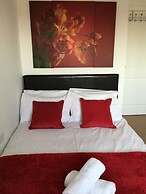 Two Bedroom Apartment in Basildon