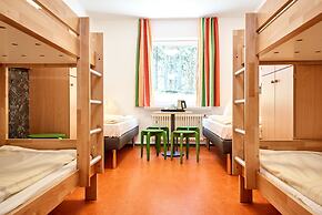 DJH Jugendherberge Biggesee - Hostel