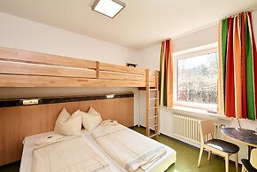 DJH Jugendherberge Biggesee - Hostel