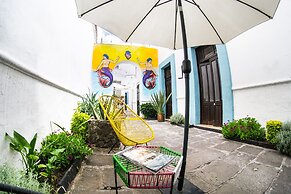Gente de más Bed & Breakfast