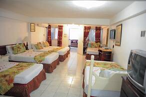 Gloriana Hotel
