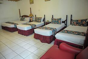 Gloriana Hotel