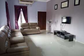ArRayyan Guesthouse & Homestay