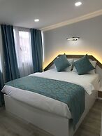 Senturkler Suite