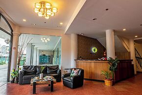 Kiwi Hotel
