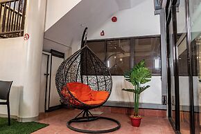 Kiwi Hotel