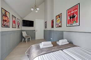Lion Apartments - Scandi Love