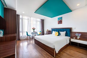 Rich Hotel
