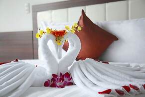 Rich Hotel