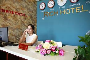 Rich Hotel