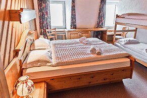 Hotel Bernina Hospiz - Hostel