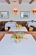 Hotel Bernina Hospiz - Hostel