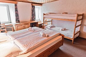 Hotel Bernina Hospiz - Hostel