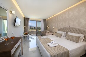 Vantaris Luxury Beach Resort
