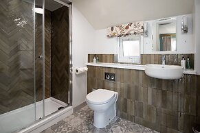 Wateredge Inn- The Inn Collection group