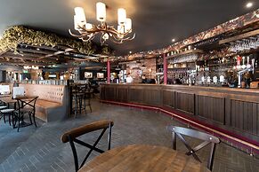 Wateredge Inn- The Inn Collection group