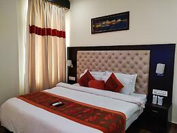 Hotel Triund Heights